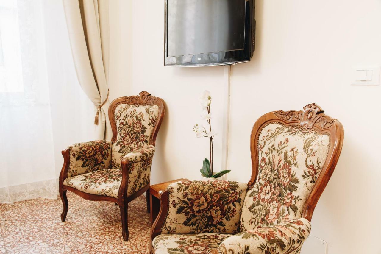 Suite Rondanini โรม ภายนอก รูปภาพ